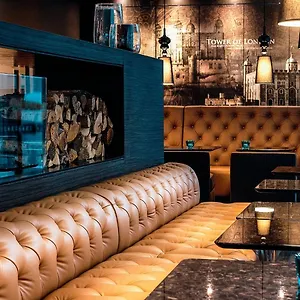 One London-tower Hill Hotel Londyn